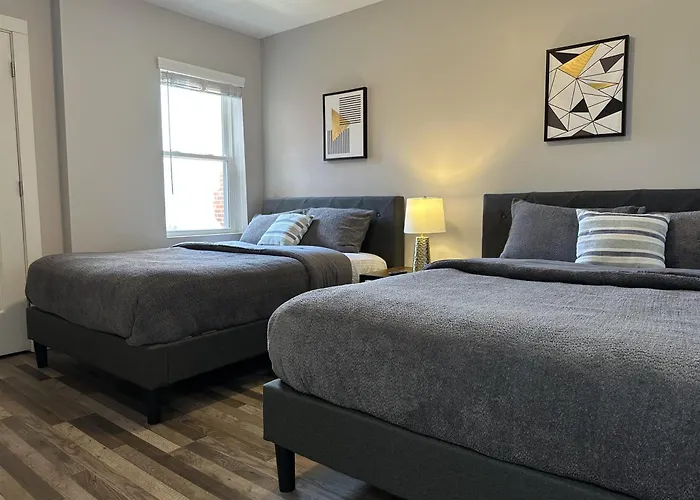 Lovely 2br Near Downtown Area Columbus