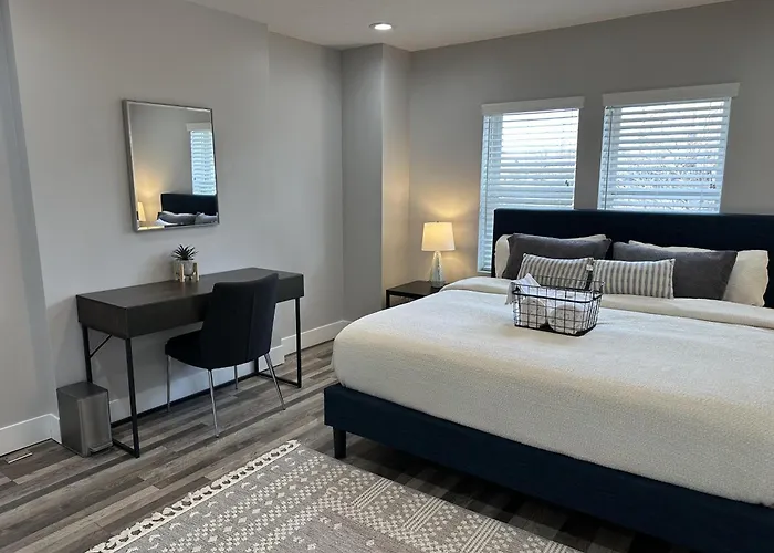 Lovely 2br Near Downtown Area * Columbus