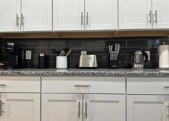 Lovely 2br Near Downtown Area Apartment Columbus